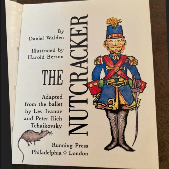 Mini Nutcracker Book 1992 Mini Book Hardcover Daniel Walden Harold Benson 3x3” - Picture 3 of 7
